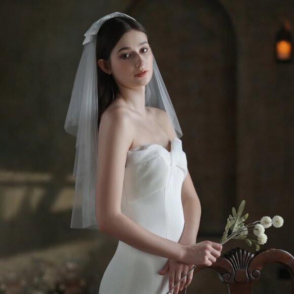 Wedding veil white bridal bride elegant large bow medium elbow length new